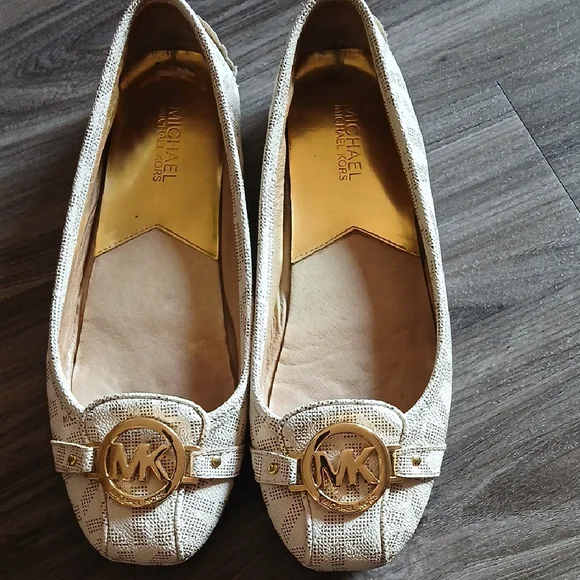 Michael Kors Cream Loafers with Medallion - Picture 1 of 5